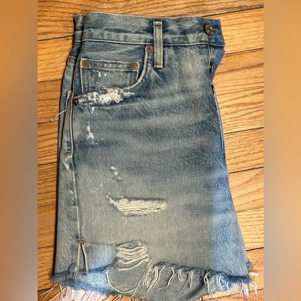 AGOLDE Dee Ultra High Rise Shorts (Ricochet wash) - Picture 6 of 7